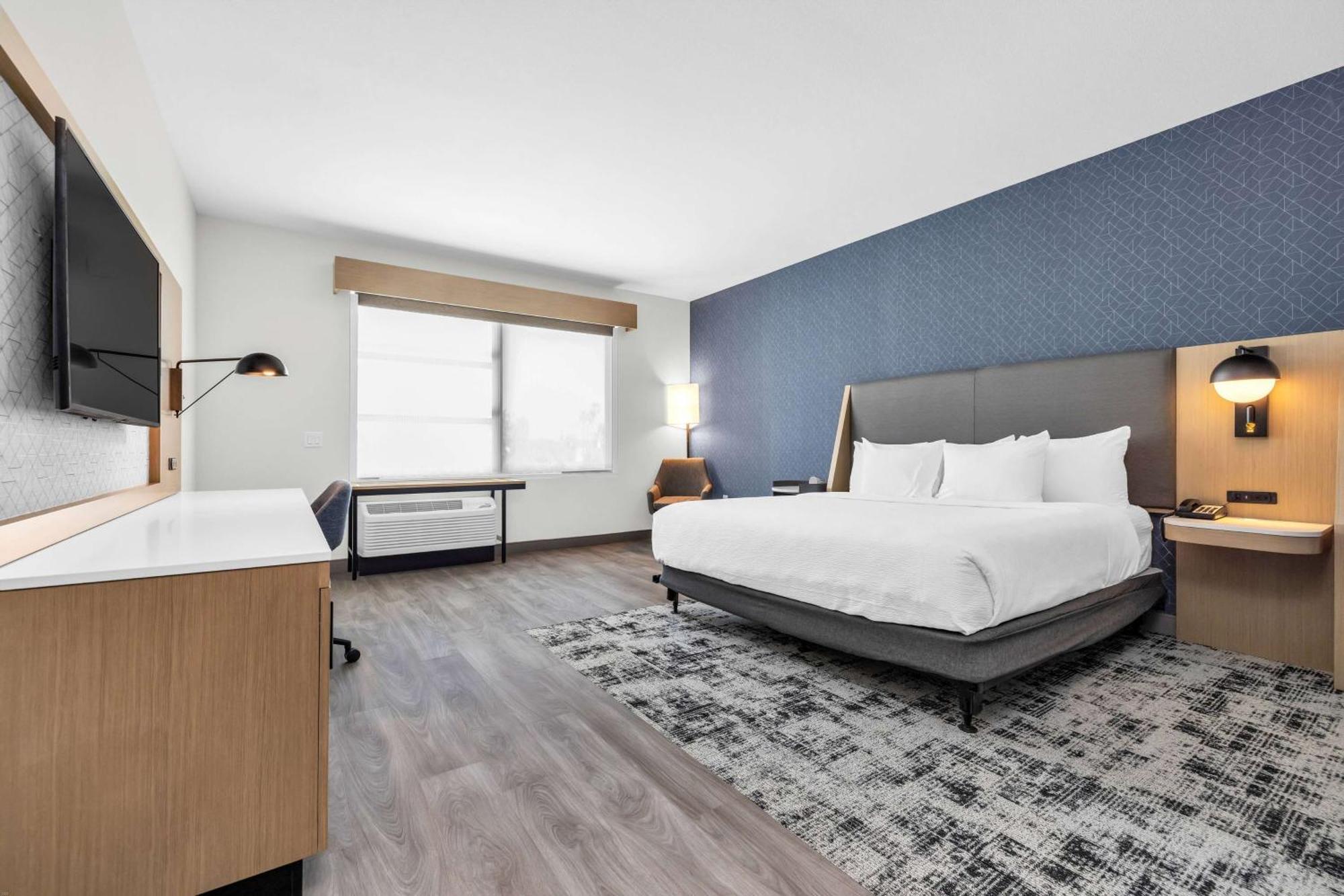 La Quinta Inn & Suites By Wyndham San Jose Airport-Downtown Kültér fotó
